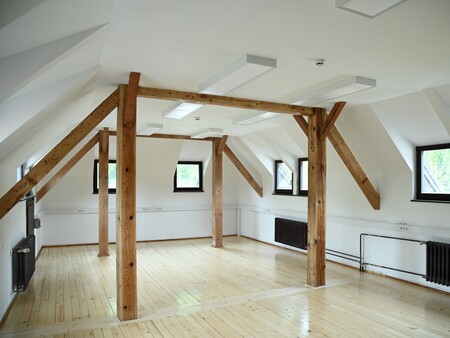 Mansardni prostori Kapucinskega samostana